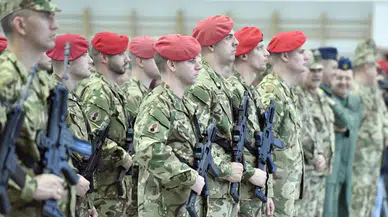 Macaristan ordusu Türkçe öğrenecek protokol imzalandı