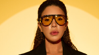 Umur Bugay'ın kızı Pia'dan yeni kitap! Kimsesiz Kız Çocuğu ile okuyucularının karşısına çıktı