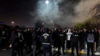 Beşiktaşlı taraftarlardan, siyah-beyazlı takıma İstanbul dönüşünde tepki