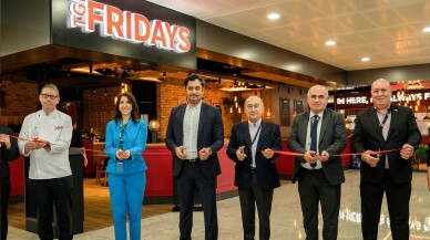 Klasik Amerikan Lezzetleri Sabiha Gökçen’de TGI Fridays açıldı