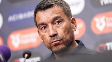 Van Bronckhorst’un Tazminatı Belli Oldu: Beşiktaş Ne Kadar Ödeyecek?
