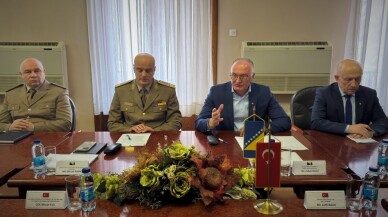 Bosna Hersek Silahlı Kuvvetleri Türkiye'den zırhlı araç alacak