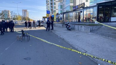 Diyarbakır'da  iki grup arasında çıkan silahlı kavgada 4 kişi yaralandı