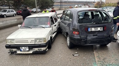 Karabük'te polisin "dur" ihtarına uymayan ehliyetsiz sürücü kovalamacayla yakalandı