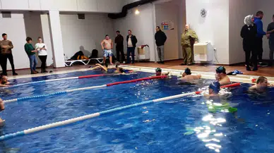 Tekirdağ'da özel çocuklar madalya için kulaç attı