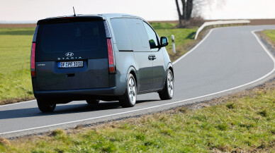 Hyundai’den Yeni Bir MPV Hamlesi: 225 Beygirlik STARIA Hibrit
