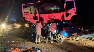 Bartın'da Feci Gece! Yarış Yaptılar, Kamyonun Altında Can Verdiler!