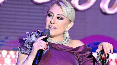 Nostalji müziğin kraliçesi Kıbrıs'ı uçurdu