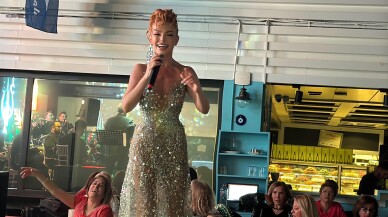 Pınar Eliçe Kadın Matinesi’nde Hayranlarıyla Buluştu