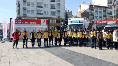 Adana ve Osmaniye'de" Fermuar Sistemiyle Yaşama Yol Ver" kampanyası tanıtıldı