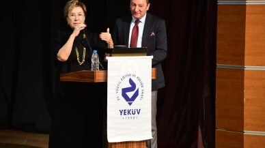 Eski öğrencisini Öğrenci Buluşmaları etkinliğinde ağırladı