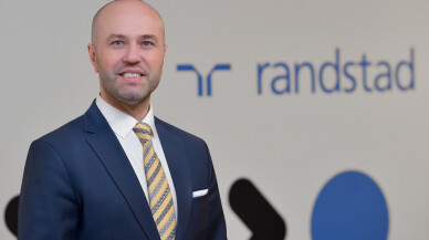 Randstad raporu yayınladı! Kadınlar Yapay Zeka Fırsatlarına Daha Az Erişebiliyor