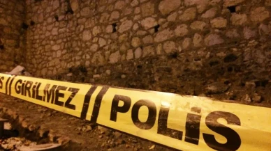 İzmir’de aile faciası: Oğlunu öldürdü, eşini ağır yaraladı