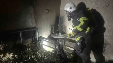 Hatay’da geceyi alevler aydınlattı, müstakil ev dakikalar içinde kül oldu!