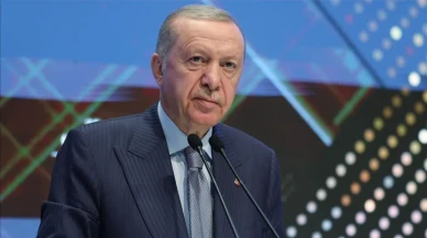 Cumhurbaşkanı Erdoğan’dan TDT Zirvesi’nde tarihi hediye: Ortak Alfabe ile yazılan Cengiz Aytmatov eseri!