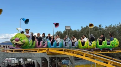 İznik’te gönülleri ısıtan anlar: Esnaf, özel öğrencilere lunapark sevinci yaşattı