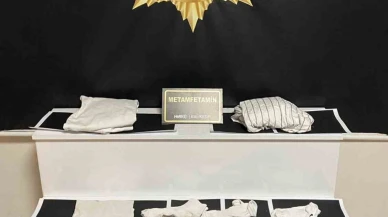 Kıyafete emdirilen uyuşturucu polislerin dikkati sayesinde yakalandı