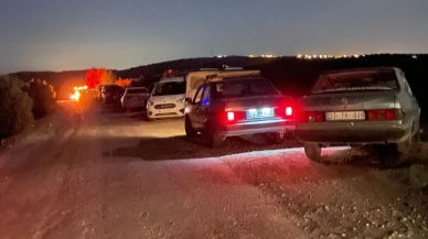 Devrilen otomobilin altında kalan 70 yaşındaki adam öldü