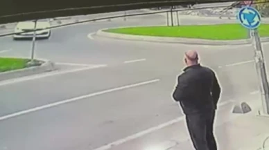 Böyle manevra ne görüldü ne duyuldu! Refüj üstü dönüş anbean kamerada...