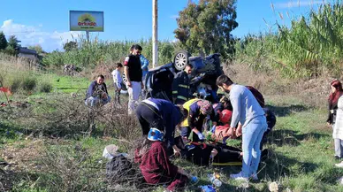 Serik’te feci kaza: Araç kontrolden çıktı, şarampole yuvarlandı!