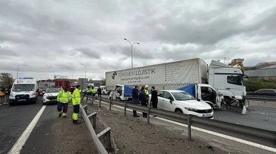 Başakşehir’de yol savaş alanına döndü: Yaralılar var