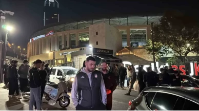 Stad çevresi karıştı: Beşiktaş derbisi öncesi pankart kavgası kanlı bitti!