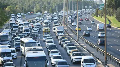 Akşam yoğunluğu zirve yaptı: İstanbul’da trafik haritası kıpkırmızı