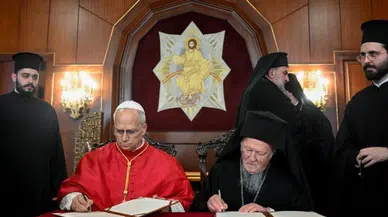 İstanbul temasları: Papa 14. Leo patrikhanede tarihi görüşme yaptı!
