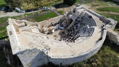 Patara Meclisi’nde gençlerden tarihî münazara! Taş duvarlarda fikir yankısı