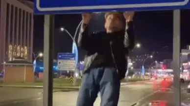 Türkiye’yi saran tabela akımı Trabzon’da: Gençlerin paylaşımları şaşırttı!