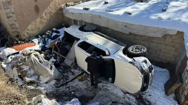 Sabah görevi kabusa döndü: Araç yoldan çıktı, bölge bir anda hareketlendi!