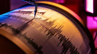 Balıkesir'de deprem felaketi devam ediyor! peş peşe sallandı