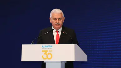 Binali Yıldırım Selçuk Üniversitesinde Türk dünyasının geleceğine dair çarpıcı mesajlar verdi!