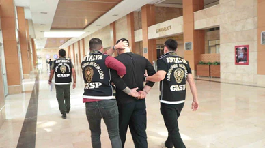 Ayaklı suç vitrini 18 yıl kaçtı, bir gecede yakalandı!