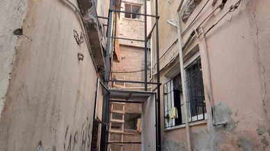 Tarsus’ta yürek burkan kaza: Yaşlı kadının son yolculuğu asansörde bitti