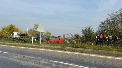 Direksiyon hakimiyeti gitti, otomobil taklalarla durdu!