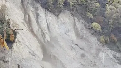 Saniyelerle kurtuluş: Düzce'de heyelan anı kameralara yansıdı!