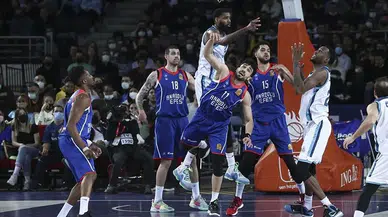 Nefesler tutuldu: Anadolu Efes Monaco deplasmanında sınav veriyor!