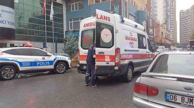 Kayseri’nin merkezinde bıçaklı kavga: Polis kaçan şahsın peşinde!