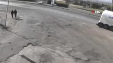 Tıra çarpan otomobildeki ailenin feci sonu