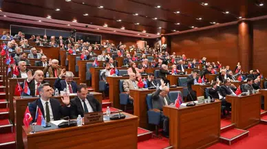 Trabzon’da bütçe görüşmelerinde gergin anlar: 'Bütçemi ben yapmışım, sana ne!'