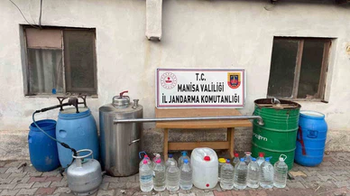Manisa’da ev içi alkol üretim serüvenine jandarmadan net müdahale!