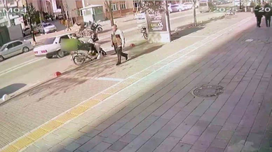 İki motosiklet çarpıştı... Ortaya çıkan O anlar kamerada!