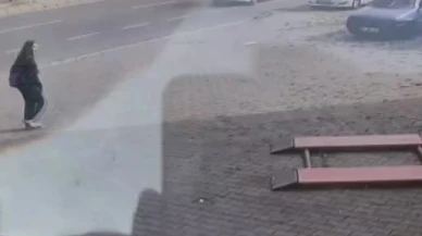 Otomobil, lise öğrencisine böyle çarptı: 1 ölü