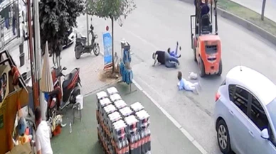 Çocuk adeta uçtu! Ters şerit faciası anbean güvenlik kamerasında...