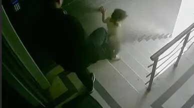 Küçük kızını merdivenlerden iten cani babaya tokat gibi karar! akılalmaz savunması işe yaramadı