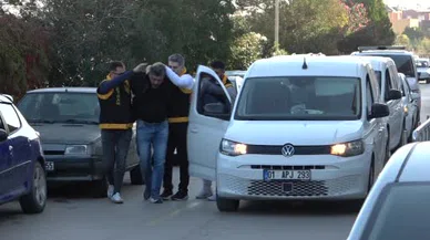 Polisin hamlesiyle oyun bozuldu... Firari yazarın maskesi villada düşürüldü!