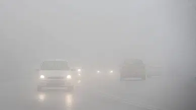 Kahramanmaraş’ı kaplayan yoğun sis trafikte risk oluşturdu