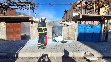 Elektrik gitti, panik geldi... Aşırı yüklenen trafo Batman’ı dumana boğdu!