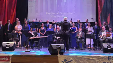 Esenler’de engeller sanatla aşıldı: Yoğun katılımla gerçekleşen geceden detaylar